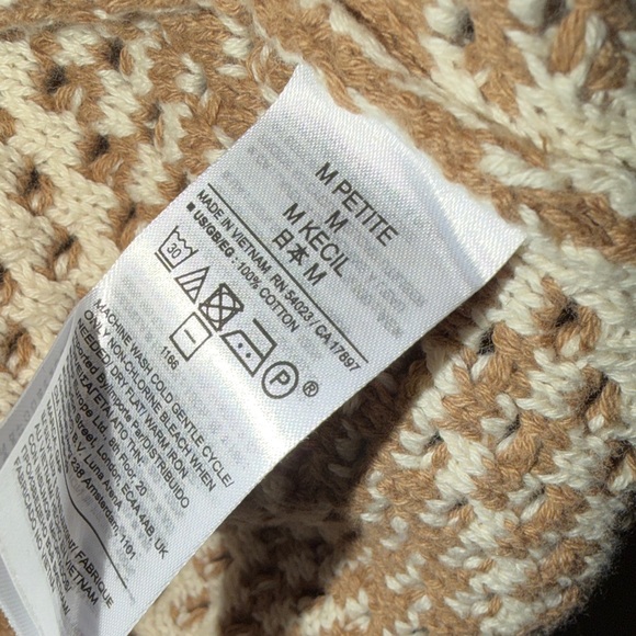 GAP Crochet Tan and Cream Knit Sweater Vest - Picture 4 of 9